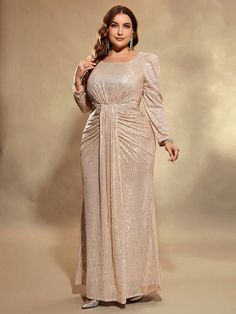 SHEIN LUNE Plus Size Square Neck Sequined Elegant Formal Dress | SHEIN USA Plus Size Dinner Dress, Chic Fall Capsule Wardrobe, Nude Long Dresses, Gold Plus Size Dresses, Old Lady Dress, Casual Chic Fall, New Look Clothes, Elegant Formal Dress, Elegant Maternity Dresses