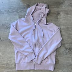 Size M, Never Worn, Light Purple Zip Up Basic Winter Outerwear, Basic Fall Outerwear In Solid Color, Basic Solid Fall Outerwear, Basic Solid Outerwear For Fall, Basic Spring Cotton Outerwear, Basic Cotton Outerwear For Spring, Basic Outerwear For Fall, Basic Cotton Outerwear For Fall, Basic Cotton Outerwear For Loungewear