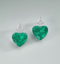 Contemporary Earrings, Family Jewellery, Mom Jewelry, Emerald Jewelry, Stylish Jewelry, Beautiful Earrings, Bridal Jewelry