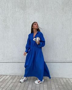 Cobalt Blue Dress Outfit, Blue Dress Outfits, Office Outfits Women Casual, Outfit Modest, Chic Summer Dresses, Blue Outfits, Shirt Dress Outfit, Fashion Top Outfits, Office Outfits Women