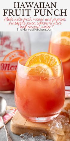 This healthy Hawaiian Fruit Punch is made with fresh mango and papaya, unsweetened pineapple juice and cranberry juice and coconut water. Perfect for  backyard barbecues, holidays, baby showers and birthday parties. Kids Punch Recipe Birthdays, Punch Recipes For Kids, Papaya Recipes, Pineapple Punch