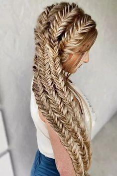 Fishtail Hairstyle, Side Braids For Long Hair, Braid Hairstyle Ideas, Fishtail Braid Styles, Bridal Fishtail Braid, Royal Blue Hair, Boho Braided Hairstyles, Braids Boho, Fishtail Hairstyles