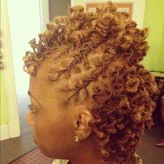 Women Natural Hairstyles, Black Women Natural Hairstyles, Natural Hair Pictures, Taylor Wedding, Short Locs, Haircut Styles For Women, Short Haircut Styles, Beautiful Dreadlocks, Short Locs Hairstyles