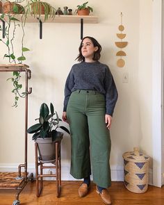 Hipster Barista, Grunge Cottagecore Outfits, Feel Wanted, Tall Models, Jesse Kamm, Minimalist Fashion Women, Cottagecore Outfits