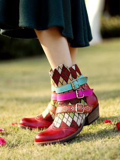 Red Artistic Style, Leather Boot, Leather Moto, Trendy Accessories, Style Statement, Handmade Shoes, Printed Leather, Leather Ankle Boots, Types Of Shoes