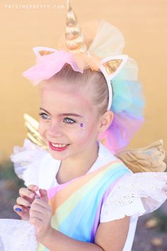 Unicorn Hairstyle, Unicorn Makeup Tutorial, Unicorn Makeup Halloween, Unicorn Costume Kids, Halloween Makeup For Kids, Temporary Hair Color Spray, Unicorn Hair Color, Hair Color Spray, Unicorn Makeup