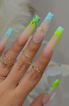 Teal Acrylic Nails, Aqua Nails, Summer Gel Nails, Turquoise Nails, Retro Nails, Gold Glitter Nails, Baddie Nails