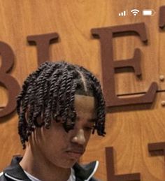 Hair Styles For Men With Short Hair, Curly Hair Twists Men, Braid Ideas For Straight Hair, Two Strand Twist Men Medium, Two Strand Twist Curly Hair, Middle Part Twists Men, Twists For Black Hair Men, Braids On Men Black, Twisted Braids Men