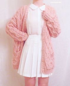 chunky ;ink sweater over all white chicness More Áo Blu, Diy Sy, Converse Outfits, Kawaii Hoodie, Big Dresses, Pastel Fashion, Kawaii Fashion Outfits, Tumblr Outfits, Pink Cardigan