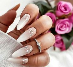 Ombre Nails Wedding Almond, Nails Art Bride, Bride Nails 2022, Wedding Boho Nails For Bride, Wedding Nails Flower Design, Pretty Engagement Nails, Cream Wedding Nails For Bride, Boho Nails Wedding, Unique Bride Nails