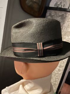 Men's vintage Dobbs charcoal gray Fedora Straw Hat size 7 3/8. Looks never worn. Reasonable offers welcome. Free shipping. Summer Fedora Hat, Summer Fedora, Fedora Hat, Vintage Summer, Straw Hat, Hat Sizes, Charcoal Gray, Charcoal Grey, Vintage Men