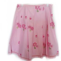 Cynthia Steffe Pink Embroidered Lined Skirt Size 14 Nwt. Great Value For A Quality Piece. Retailed For $285 Pink Embroidered Kick Pleat Skirt Trimmed At Waist And Hemline With Contrasting Pink Ribbons - Silk Ribbon At Waist And Velvety Ribbon At Hem. Fully Lined. Back Zippered Closure With Hook & Eye. See Picture For Approximate Flat Lay Measurements Spring Embroidered Full Skirt, Embroidered Full Skirt For Spring, Spring Full Skirt With Floral Embroidery, Relaxed Floral Embroidery Skirt For Spring, Spring Floral Embroidered Full Skirt, Spring Floral Embroidery Relaxed Skirt, Spring Embroidered Knee-length Skirt, Knee-length Floral Embroidery Skirt For Spring, Fitted Pink Embroidered Skirt