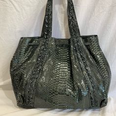 Nancy Gonzalez, Green Snake, Soft Beige, Interior Fabric, Beautiful Bags, Magnetic Closure, Womens Tote Bags, Shoulder Straps, Zipper Pocket