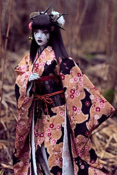 Kimono Geisha, Geisha Doll, Geisha Art, Zip Line, Idee Cosplay, Gothic Dolls, Figure Photography, Japanese Geisha, Asian Doll