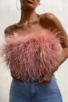 Feather Crop Top, Feather Tops, Bandeau Crop Top, Pastel Outfit, Black Tie Gala, Club Tops, Party Dress Long Sleeve, Pink Feathers, Bridesmaid Outfit