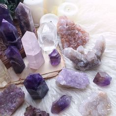 Crystals Geodes, Lavender Aesthetic, Spiritual Crystals, Cool Rocks, Crystal Healing Stones, Mia 3