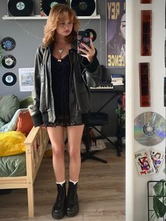 Vintage / lana del rey / rockstar gf / rockstar / concerts / arabella / outfit inspo / aesthetic Simple Rockstar Outfit, Vintage Rock Aesthetic Outfit, Cute Rockstar Outfit, Concert Outfit Indie Rock, Indie Band Concert Outfit, Rock Gf Aesthetic Outfit, Rock Star Girlfriend Outfit Aesthetic, Outfit Inspo Rockstar Gf, Lana Outfits Concert