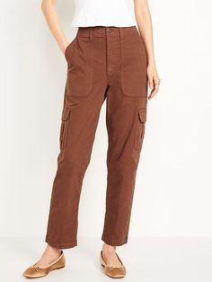 Cargo Pants Orange, How To Style Brown Pants, Brown Pants Outfit, Chino Pants Women, Cargo Pants Outfits, Dressing Your Truth, Ankle Dress Pants, Pixie Pants, Cropped Flare Jeans