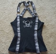 Homemade Clothes Ideas, Alt Tops, Emo Mcbling, Punk Fashion Diy, Punk Top, Fits Clothes, New Rock