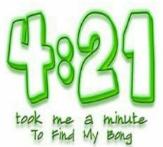 the number four is shown in green and has an inscription that says, look me a minute to find my bag