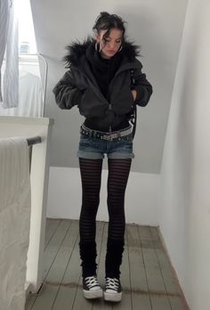 shorts with tights alt outfit Winter Outfit With Shorts, Layered Tights Outfit, 90s Dinner Outfit, Thanksgiving Outfit Goth, Shorts Tights Boots Outfit, Shorts Over Tights 2000s, Thanksgiving Outfit Alt, Shorts In The Winter Outfits, Shorts And Tights Winter