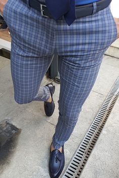 Oakland Fabric Plaid Pants Navy Blue – BOJONI Blue Pants Outfit Men, Blue Pants Outfit, Summer Wear Men, Bald Men Style, Older Mens Fashion, Stylish Shirts Men, Fabric Pants, Pants Outfit Men, Navy Blue Pants