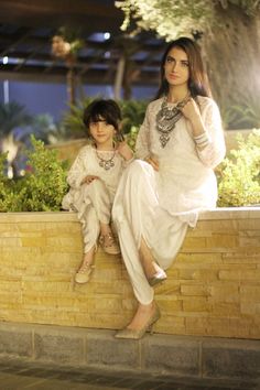 Pakistan fashion White Ethnic Wear, Mom And Daughter Indian Outfits, Maternity Outfits Pakistani, Kids Wedding Outfits Girl Pakistani, Indian Mom And Daughter, Eid Outfits Pakistani, Suit Design Ideas, Mother Daughter Same Dress Pakistani, Mother Daughter Dresses