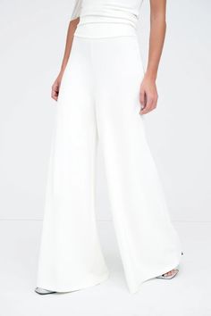 Off White Extra-Wide Full-Length Trousers - Georgia Pants | Marcella Extra Wide Leg Pants, White Hose, Africa Trip, Off White Pants, Elegant Pant, Tunic Hoodie, Vintage Heels, Bell Bottom Pants, Loose Pants