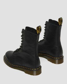 1460 Pascal Virginia, Dr Martens 1460 Pascal, High Leather Boots, Leather Lace Up Boots, Leather Boots Women, Goodyear Welt, Yohji Yamamoto, Mid Calf Boots, Black Leather Boots