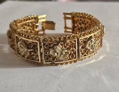 Please inspect photos for condition. Any questions please ask. All items are vintage or Antique and may have slight defects. Postage within 2 days of payment. Thank you for checking out my listing 😊 Body Adornment, Girly Accessories, Flower Rose, Flower Plates, Bracelet Vintage, Pop Star, Chain Link Bracelet, Link Bracelets, Wedding Shop