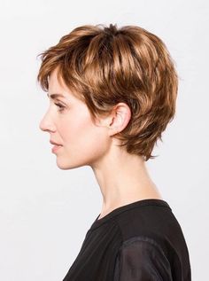 Boy Cut Hairstyle, Boy Cut, Short Dark Hair, Amazing Hairstyles, Hairstyles For Girls, Short Brown Hair, Hair Inspiration Short, Messy Short Hair