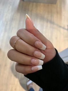 Winter Nails Tips, Nails Acrylic Coffin Fall, Winter Nails Acrylic Coffin, White Nail Inspo, Coffin Fall Nails, Italy Nails, Winter Nails Gel, Quick Nail Art