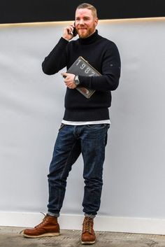 Red Wings Boots, Look Jean, Black Turtleneck, Mens Winter Fashion, 가을 패션, Mens Casual Outfits, Men Looks