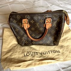 Louis Vuitton Speedy 25 Monogram Vintage, Great Condition Louis Vuitton Speedy 25 Monogram, Speedy 25 Monogram, Louis Vuitton Speedy 25, Speedy 25, Bags Louis Vuitton, Louis Vuitton Speedy, Louis Vuitton Bags, Louis Vuitton Bag, Limited Time