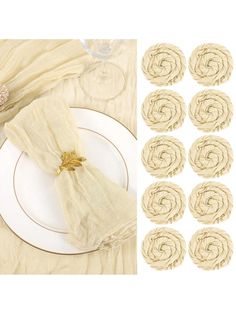 the napkins are tied together and ready to be used as placemats or centerpieces