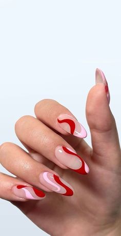 Almond Nails Designs Summer Red, Gel Nail Art Designs Summer, Short Nail Designs Almond Shape Summer, Red Nails Ideas Aesthetic, 3 Colour Nail Designs, Nails Inspo Red And Pink, Ombre Red Pink Nails, Red Nailart Art Ideas, Color French Almond Nails