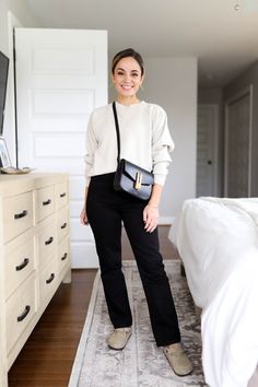 Plain Casual Outfits, Black Converse Work Outfit, Black Jeans Winter Outfits, Black Jeans Outfit Business Casual, 3 Day Capsule Wardrobe, Black Pea Coat Outfits Women, Black Jeans Teacher Outfit, Black Jeans And Sweater Outfit, Black Straight Jeans Outfit Winter