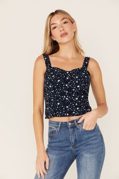 Navy Fitted Sleeveless Top With Star Print, Fitted Star Print Summer Tops, Fitted Star Print Tops For Summer, Queen Anne Neckline, Western Suits, Women's Circle, Print Tank Top, Star Pattern, Printed Tank Tops