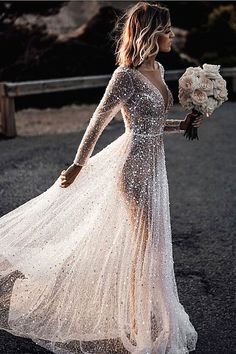 That elegant dress might be an excellent choice to any bride looking for refined wedding ideas. Even if you’re organizing an elegant ceremony, that beautiful bridal dress may suit your dream vision. Include this stunning bridal gown on your bridal collection collection. Wedding Dress Rose, Wedding Dress Black, Backless Bridal Gowns, Wedding Dress Sequin, Sequin Wedding, Breathtaking Wedding, Wedding Dress Fabrics, Sleeve Wedding Dress