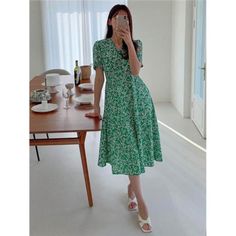 -Item Id 33201182 -Color: Green -Style: Boho -Pattern Type: Plants, Ditsy Floral, All Over Print -Type: A Line -Neckline: V Neck -Sleeve Length: Short Sleeve -Sleeve Type: Puff Sleeve -Waist Line: High Waist -Hem Shaped: Flared -Length: Midi -Fit Type: Loose -Fabric: Slight Stretch -Material: Woven Fabric -Composition: 100% Polyester -Care Instructions: Machine Wash Or Professional Dry Clean -Pockets: Yes -Sheer: No **Open To Offers!!!** **Bundle To Save More** **30% Off Bundles Of 2 Or More Ite Green Short Sleeve V-neck Dress For Brunch, Short Sleeve Green V-neck Dress For Brunch, Green V-neck Dress With Short Sleeves For Brunch, Green Floral Print Midi V-neck Dress, Spring Green Short Sleeve V-neck Dress, Green Short Sleeve V-neck Dress For Spring, Spring Green V-neck Dress With Short Sleeves, Short Sleeve Green V-neck Dress For Spring, Green V-neck Knee-length Dress For Spring