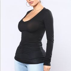 Bnwt Fashion Nova Black Your Everyday Longsleeve Tee Top - Medium! All Sales Final. 60% Cotton 35% Rayon 5% Spandex Black V-neck Long Sleeve Top For Fall, Trendy Long Sleeve Tops For Night Out, Stretch Long Sleeve T-shirt For Night Out, Black Long Sleeve T-shirt For Night Out, Chic Long Sleeve T-shirt For Spring, Chic Long Sleeve Spring T-shirt, Black Long Sleeve Top For Workwear, Black Long Sleeve V-neck Top For Fall, Chic Long Sleeve T-shirt For Fall