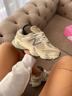 Sneaker Lovers, Mens Casual Dress Outfits, Fresh Shoes, Sport Shoes Women, Cute Nikes, Girly Shoes