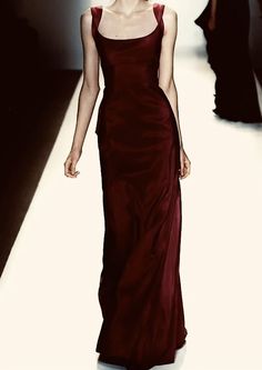 Dresses Sketches, Elegant Life, Hot Prom Dress, Carpet Dress, Prom Dress Inspo, Prom Inspiration, Prom Inspo, Red Dresses Classy