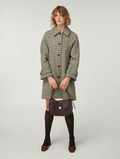 Plaid Wool Coat Outfit, Wool Coat Outfit, Plaid Wool Coat, Barn Coat, Coat Style, Logo Line, Knitted Coat, Coat Outfits