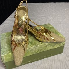 J. Renee Vivian Women’s Slingback Heels Shoes Size 6 Beige/Gold Color Linen Please Look At The Pictures The Pictures Are Not Professional Pictures Please See Listed Pictures For Full Details. Sold As Is. Comes As Is With What You See Pictures. What You See In The Picture Is What You Will Get. Chic Gold Slingback Sandals For Spring, Chic Gold Slingback Pumps For Spring, Gold Slingback Pumps For Summer Formal Occasions, Gold Slingback Pumps For Summer Formal Events, Gold Slingback Heels With Wrapped Heel, Gold Ankle Strap Kitten Heels For Spring, Gold Fitted Kitten Heels For Spring, Gold Slingback Pumps With Wrapped Heel And Ankle Strap, Formal Closed Toe Slingback Sandals For Spring