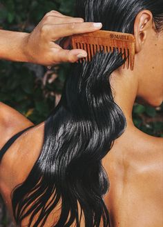 The Secret to Perfect Hair in your 20s (What Your Stylist Hid Away) | Unlock Perfect Hair in Your 20s: Stylist Secrets Revealed! Stop Hair Breakage, Holistic Approach To Health, Hair Care Brands, Vogue Beauty, Hair Brands, Shiny Hair, Hair Care Tips, Hair Health, Seville