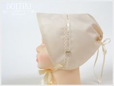 Baby girls and baby boys baptism bonnet. This hat protects head and ears and is a beautiful christening accessory for a little baby. ☘️ DESCRIPTION I've made this bonnetp from silk. It is lined with delicate silk-cotton or cotton batiste and adorned with the geometrically-patterned linen lace combined with a satin silk ribbon. The ribbon at the back of the cap making it easier to fit the cap on a child's head. All the ribbons are made from silk. ☘️ COLOUR - White - dupioni silk - Ivory - dupioni Elegant Adjustable Cream Bonnet, Adjustable Cream Bonnet For Baptism, White Adjustable Hat For Baptism, Adjustable Cream Bonnet As A Gift, Adjustable Cream Bonnet As Gift, Elegant Cream Wedding Bonnet, Elegant Cream Baptism Dress For Church, Adjustable Cream Hat For Gifts, Adjustable Cream Hat For Gift