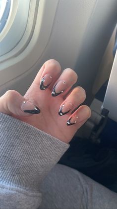 Black French Almond Nails With Rhinestones, Black Acrylic Nail Designs With Diamonds, Black French Tip Diamonds, Black Formal Nail Designs, Nail Inspo For Black Dress, Almond Nails For School, Black French With Rhinestones, Black Prom Dress Nails, Black French Tip With Rhinestones