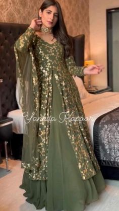 Butterfly Net, Gaun Fashion, Simple Pakistani Dresses, Designer Party Wear Dresses, Party Wear Indian Dresses