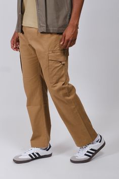 The Cargo Pocket Zip Twill Pant will be your new favorite pants to add to your wardrobe rotation. These pants offer both comfy and durable styles. The fit is relaxed with added zippers to the Cargo pockets. Adding extra security to your items as well as giving more of the workwear vibe. Style: BPMI064F Cargo Pocket, Twill Pants, Jogger Shorts, Mens Outerwear, Hoodie Top, Sweatshirt Shirt, Jogger Pants, Swim Shorts, Short Pants